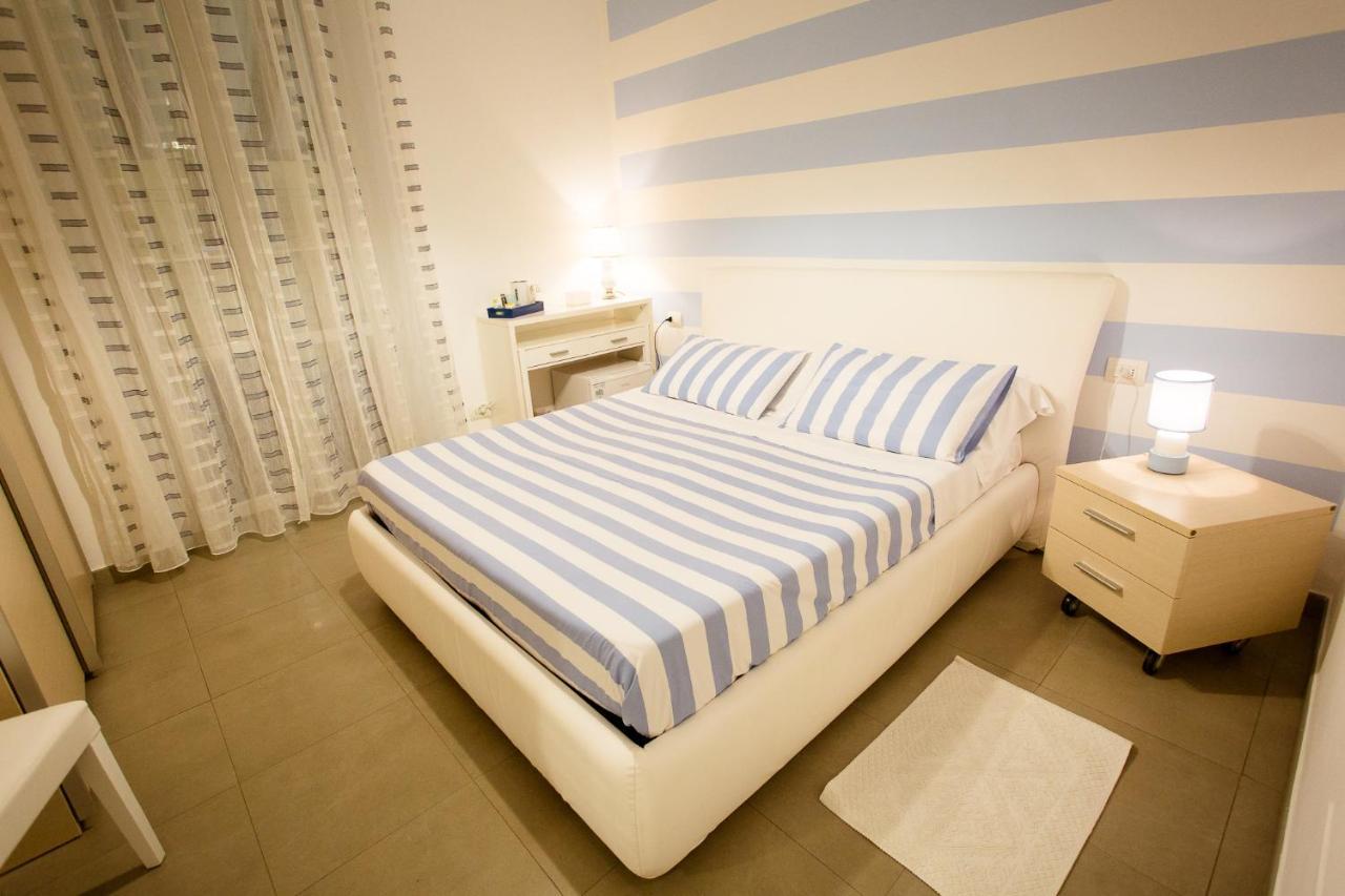 Affittacamere E Appartamenti - Rent Rooms And Apartments Le Camere Nel Corso - Adults Only La Spezia Exteriör bild