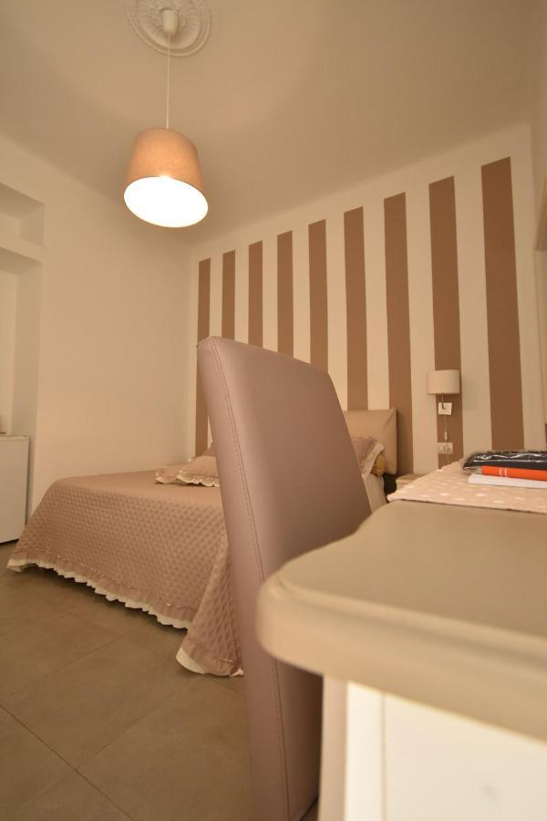 Affittacamere E Appartamenti - Rent Rooms And Apartments Le Camere Nel Corso - Adults Only La Spezia Exteriör bild