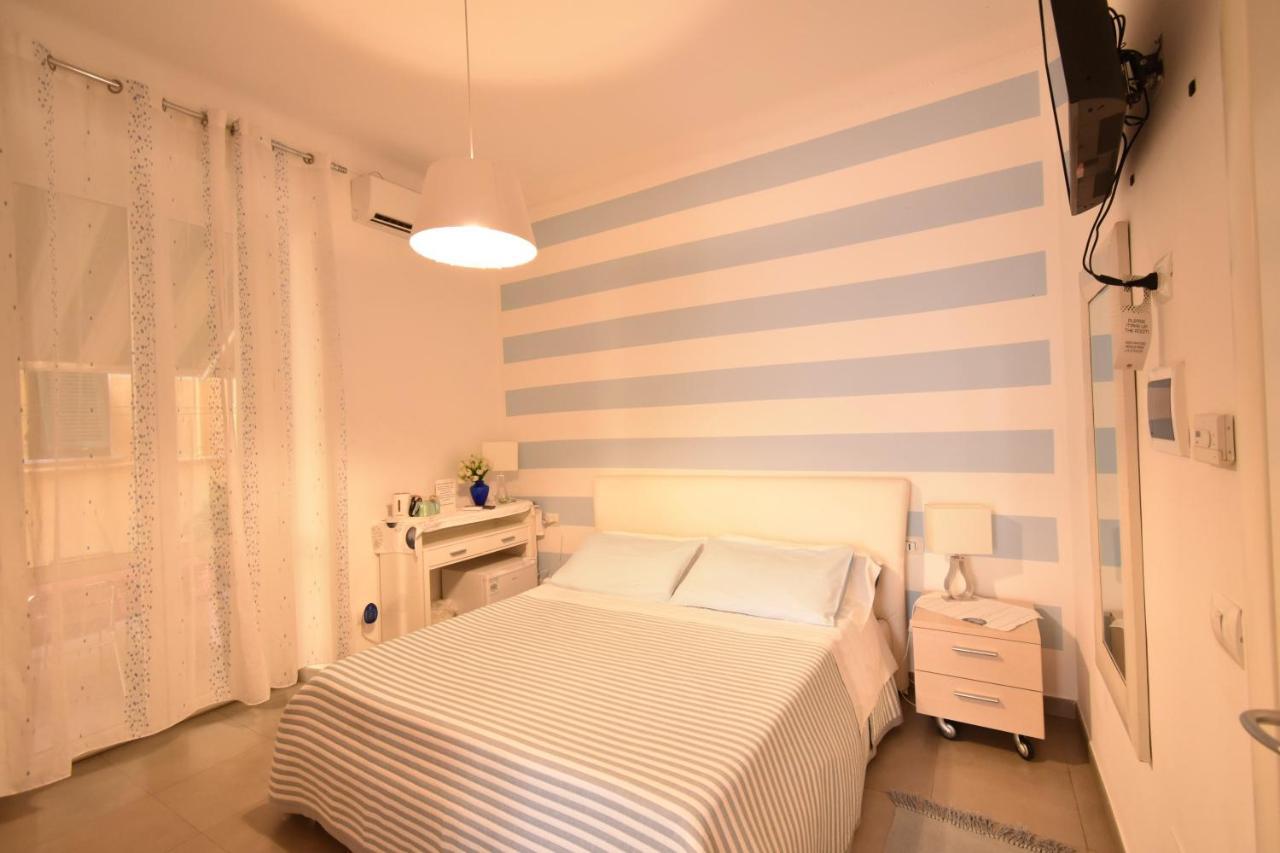 Affittacamere E Appartamenti - Rent Rooms And Apartments Le Camere Nel Corso - Adults Only La Spezia Exteriör bild