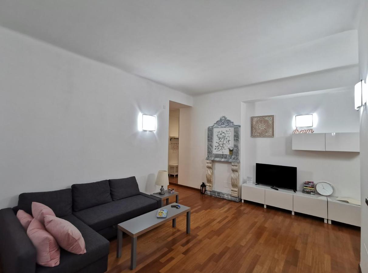 Affittacamere E Appartamenti - Rent Rooms And Apartments Le Camere Nel Corso - Adults Only La Spezia Exteriör bild