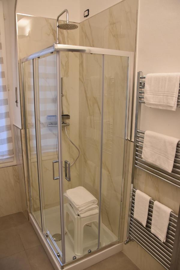 Affittacamere E Appartamenti - Rent Rooms And Apartments Le Camere Nel Corso - Adults Only La Spezia Exteriör bild